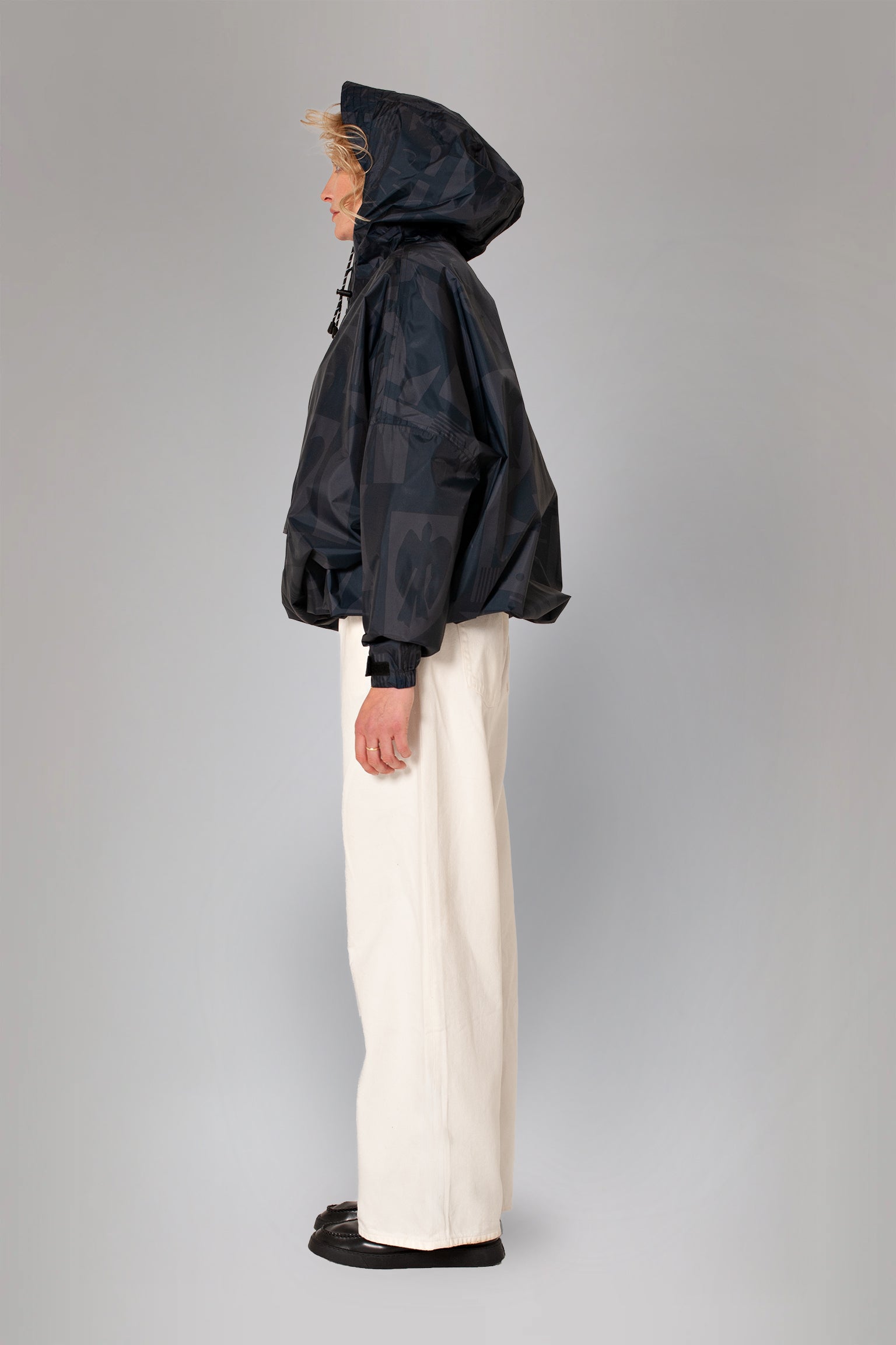 Image of Back to Black - Anorak