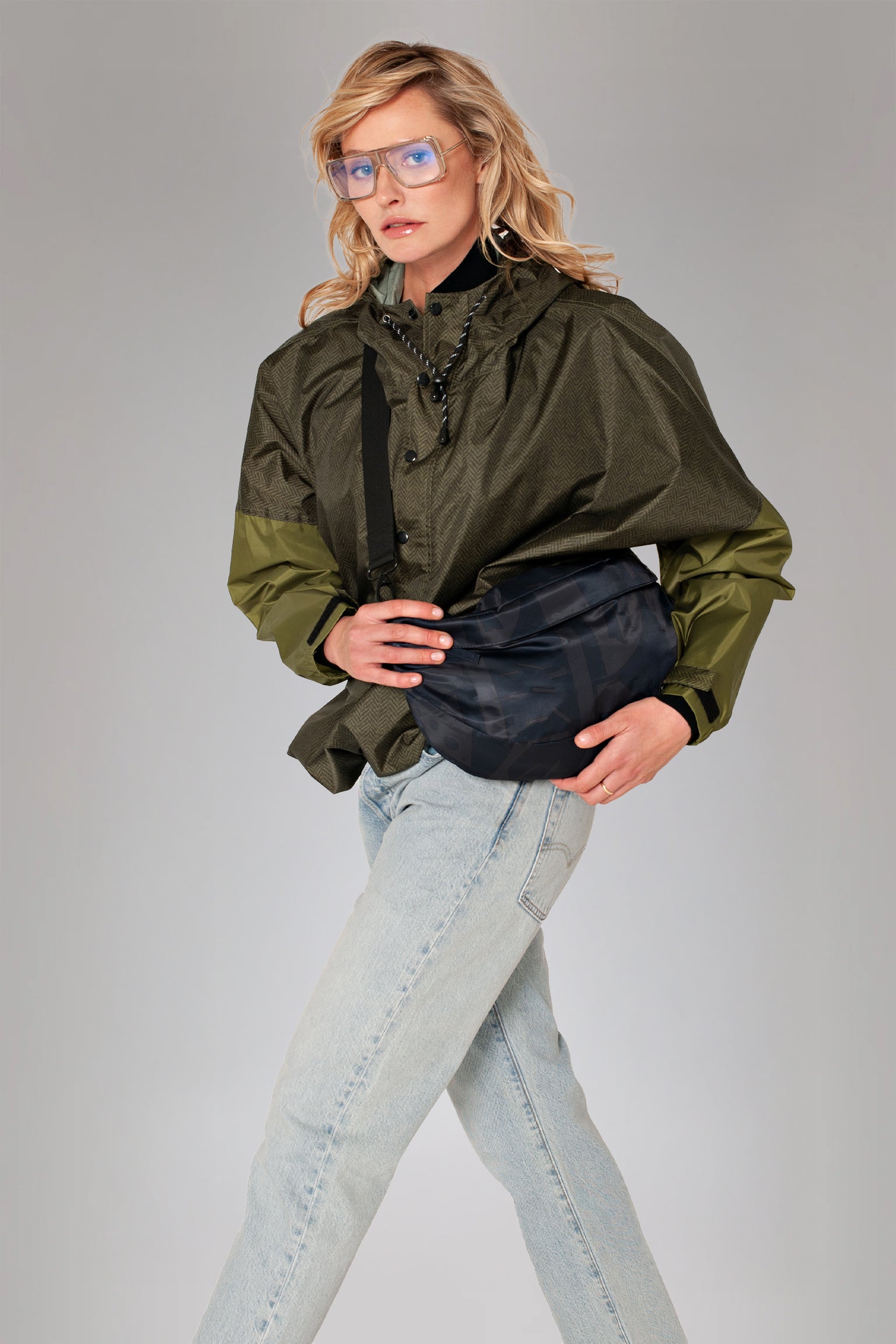 Back to Black - Crossbody Bag – RAINKISS Rainwear