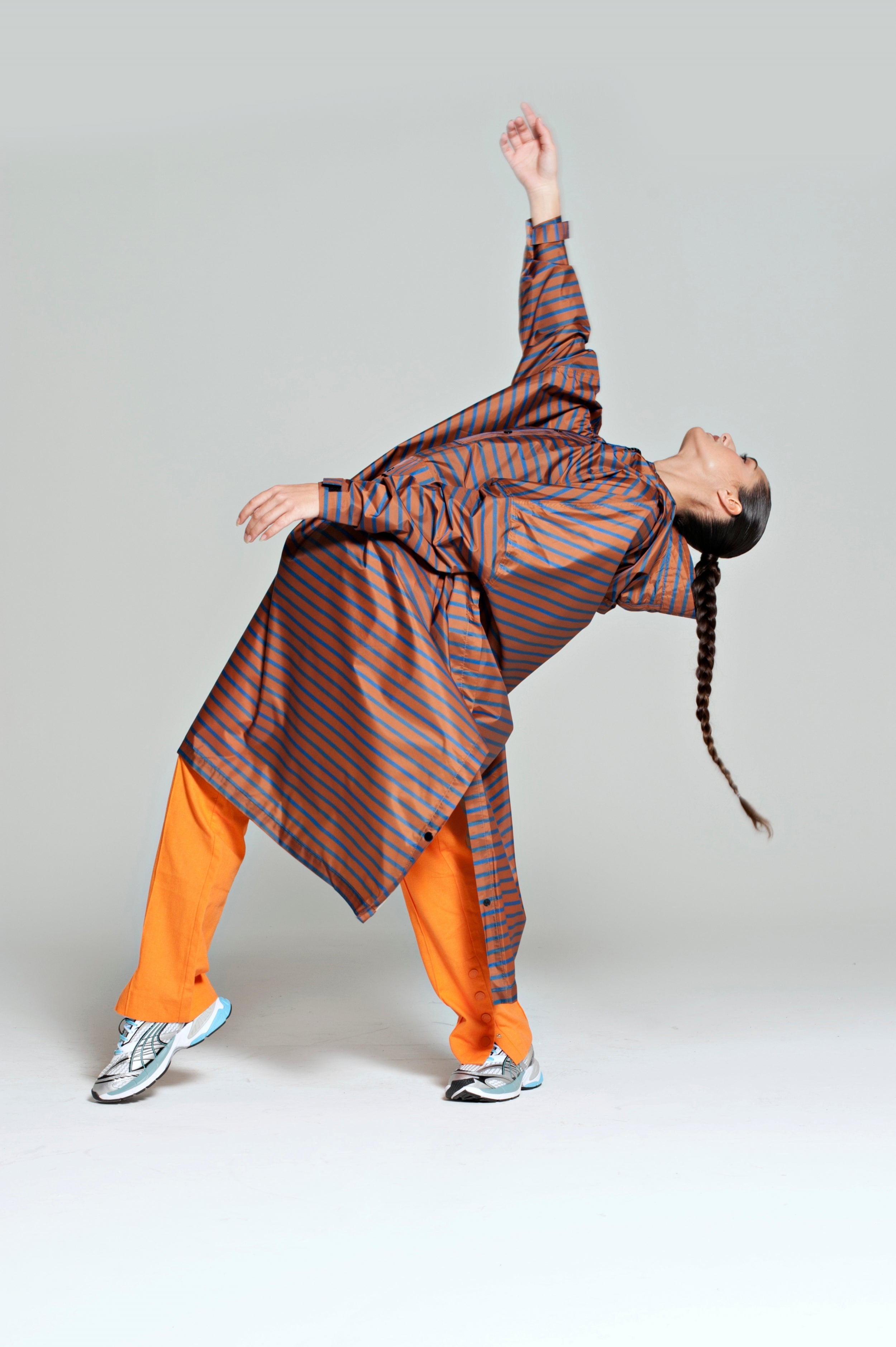 Image of 브레톤 블루 - 레인 폰초