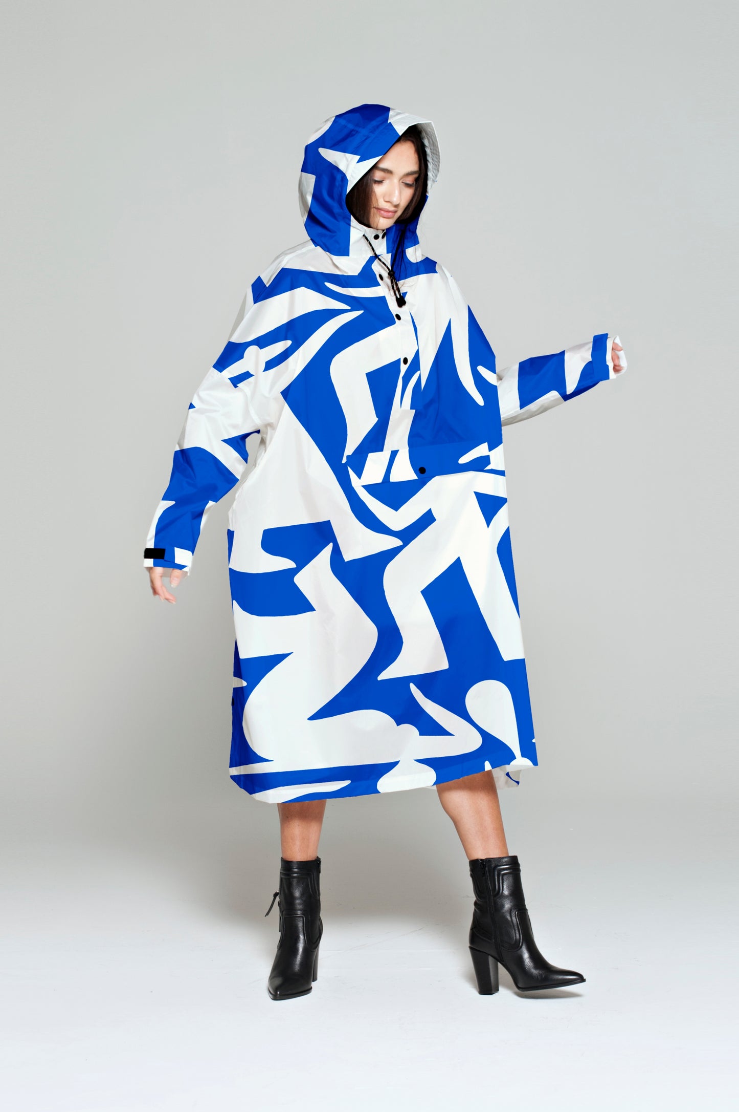 Timo Kuilder 'Blue Dance' - Rain Poncho